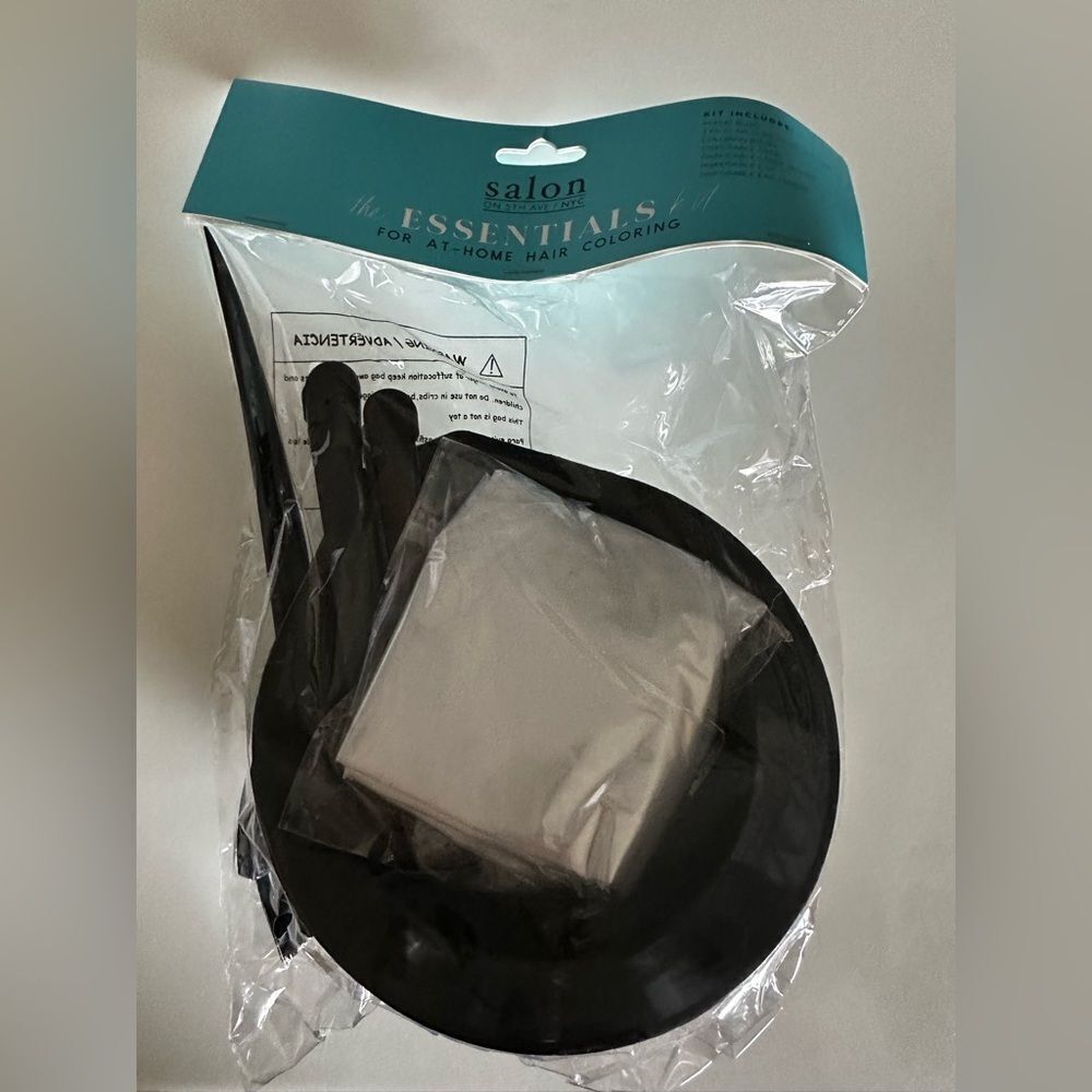 Salon in 5th Avenue At Home Hair Coloring Essentials Kit - Lot of 15